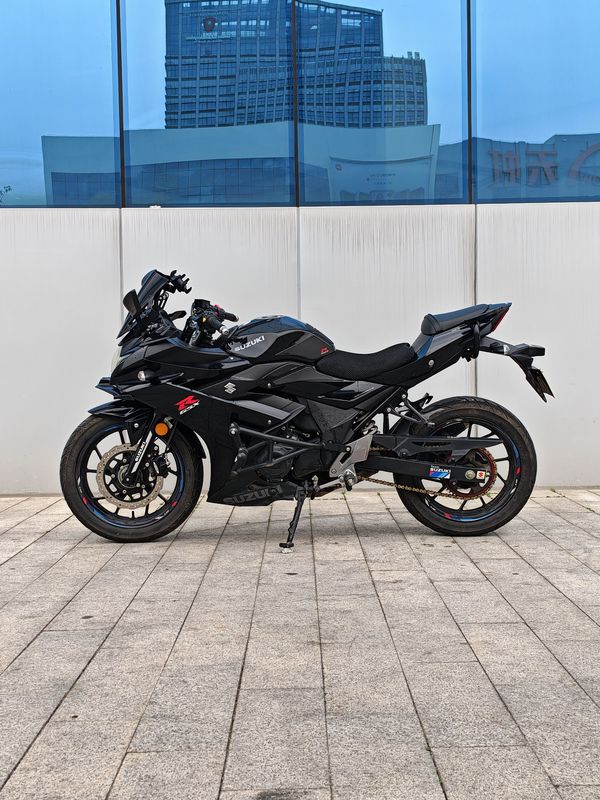 二手豪爵铃木GSX250R