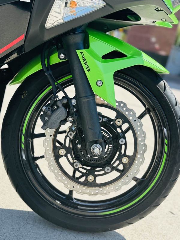 二手川崎Ninja 400