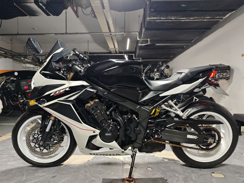 二手本田CBR650R