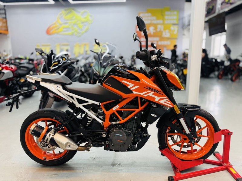 二手KTMR2R390 Duke