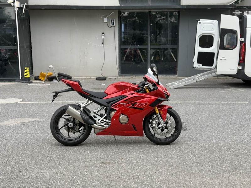 二手张雪机车500RR