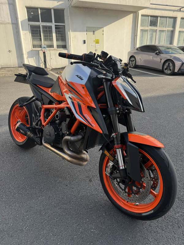 二手KTMR2R1290 Super Duke