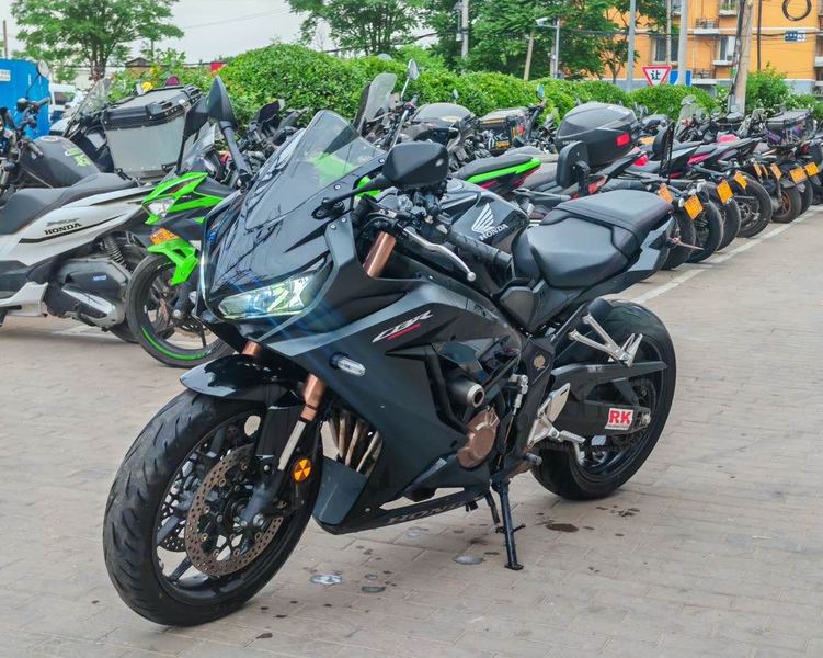 二手本田CBR650R