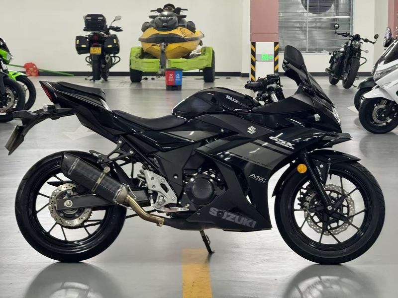 二手豪爵铃木GSX250R