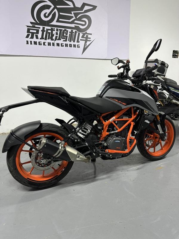 二手KTMR2R390 Duke