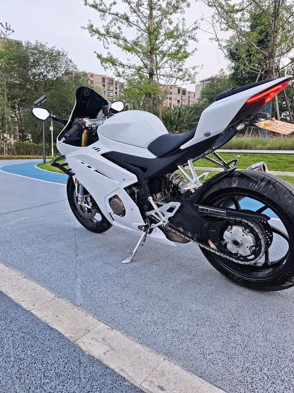 二手张雪机车500RR