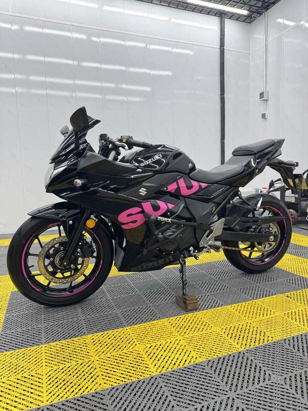 二手豪爵铃木GSX250R