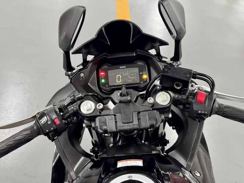 二手豪爵铃木GSX250R