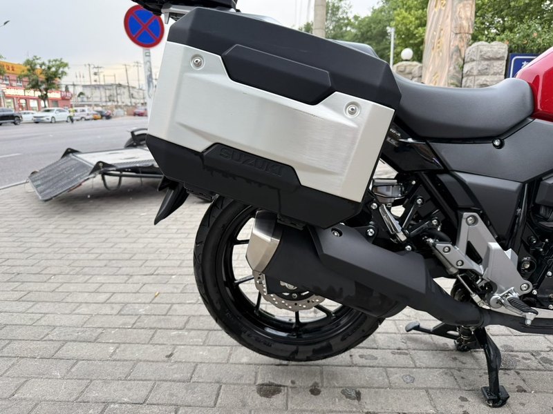 二手豪爵铃木DL250