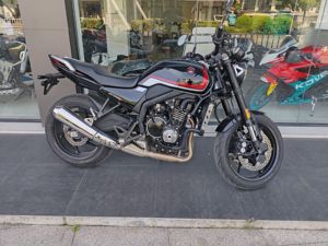 二手张雪机车500F