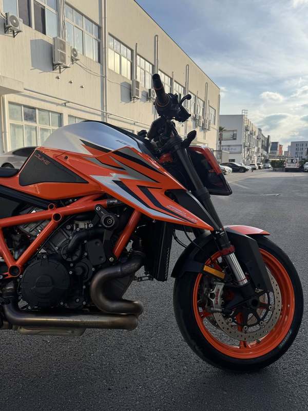 二手KTMR2R1290 Super Duke