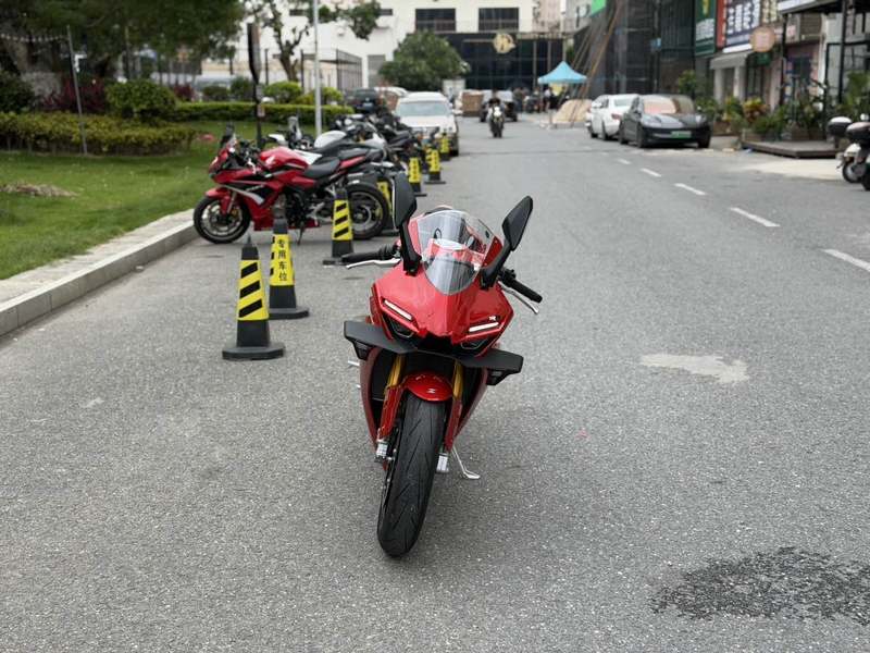 二手张雪机车500RR