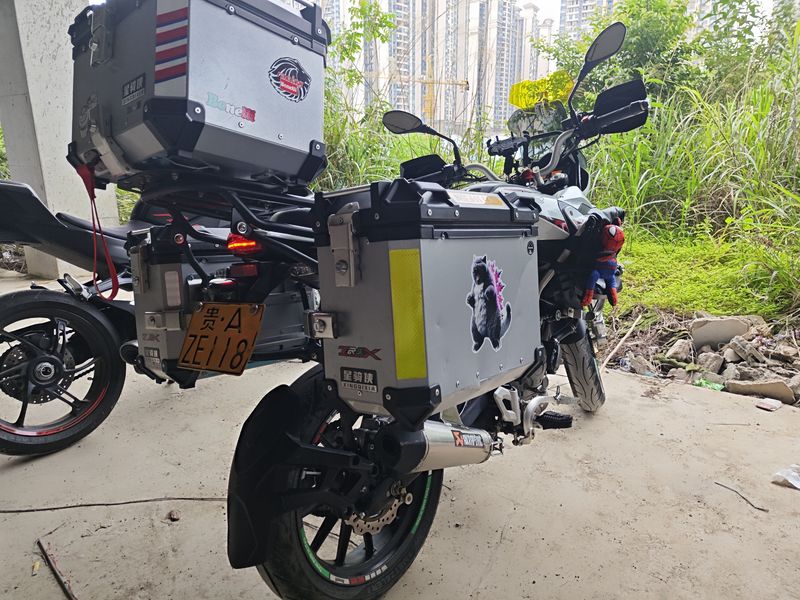二手贝纳利金鹏 TRK251