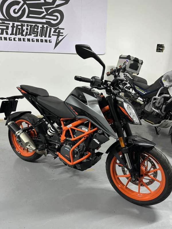 二手KTMR2R390 Duke