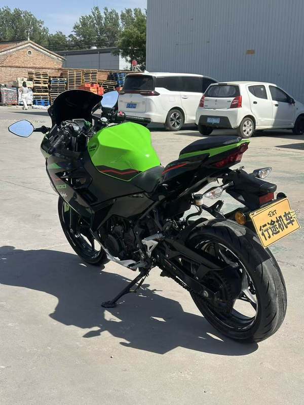 二手川崎Ninja 400