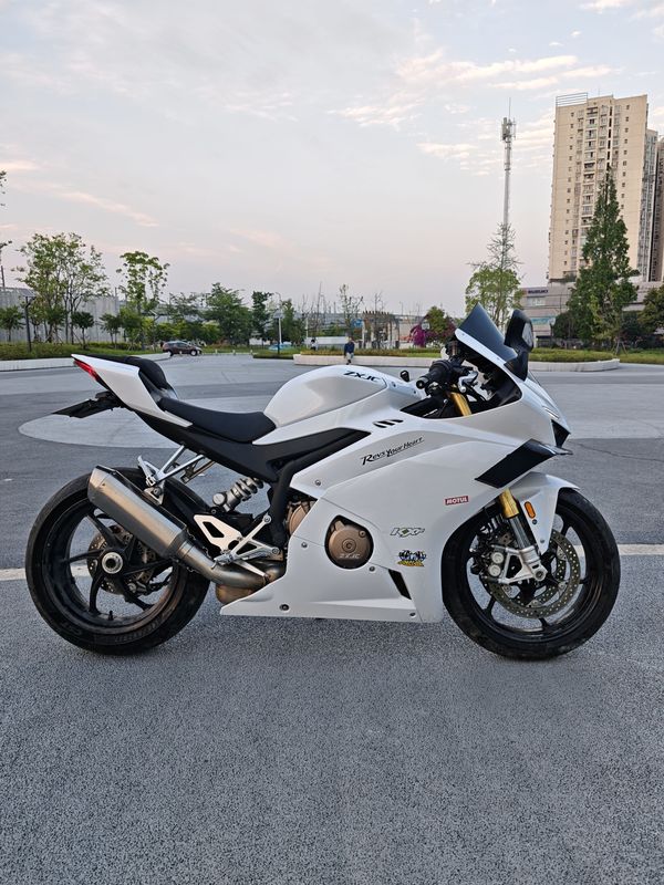 二手张雪机车500RR