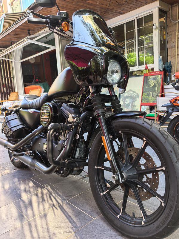 二手哈雷戴维森Iron883 硬汉
