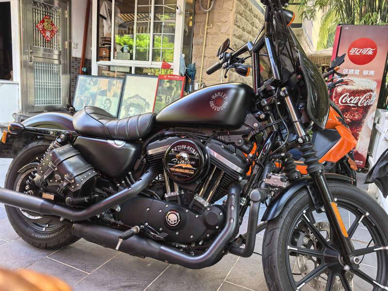 二手哈雷戴维森Iron883 硬汉