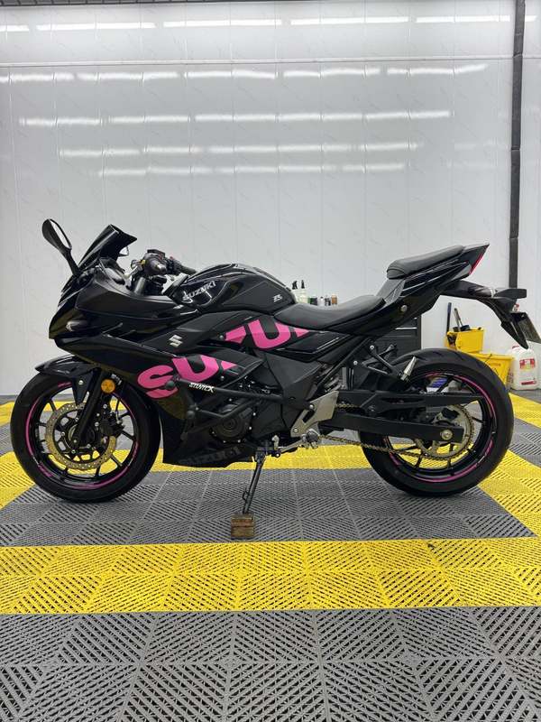 二手豪爵铃木GSX250R