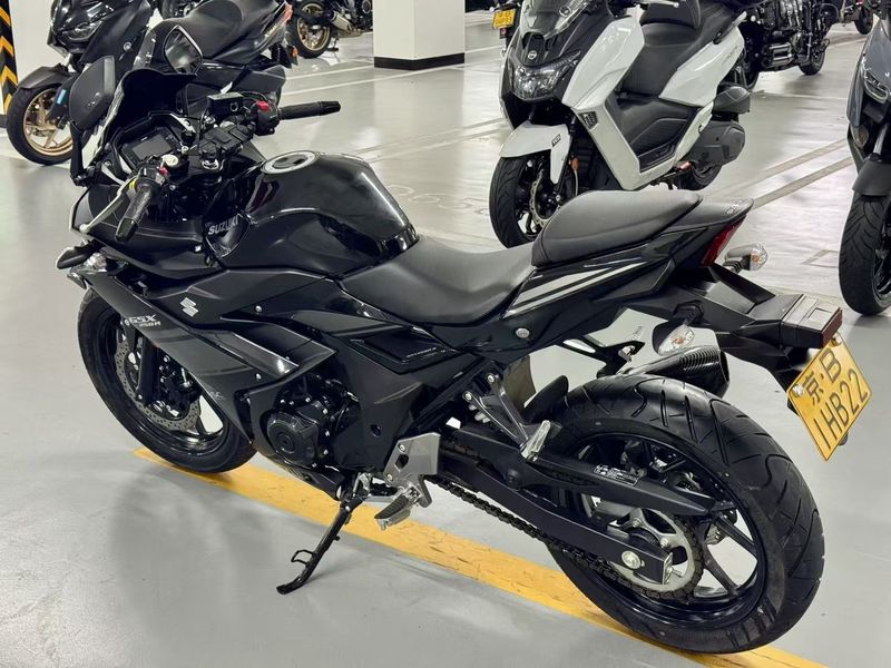 二手豪爵铃木GSX250R