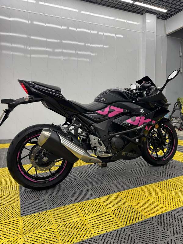 二手豪爵铃木GSX250R