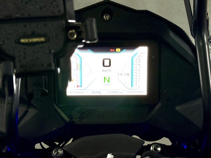 二手贝纳利金鹏 TRK502
