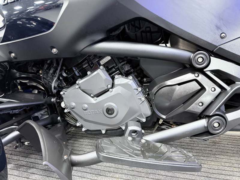 二手庞巴迪Spyder F3 
