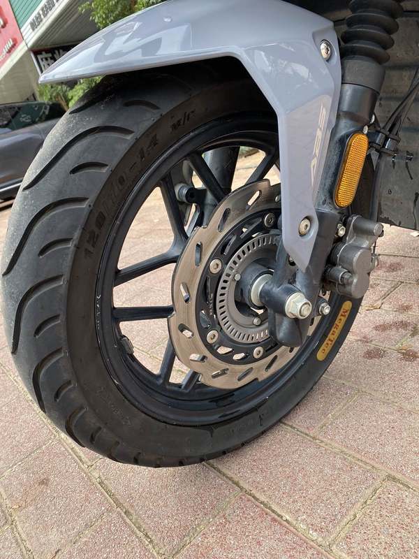 二手大阳V锐 ADV150