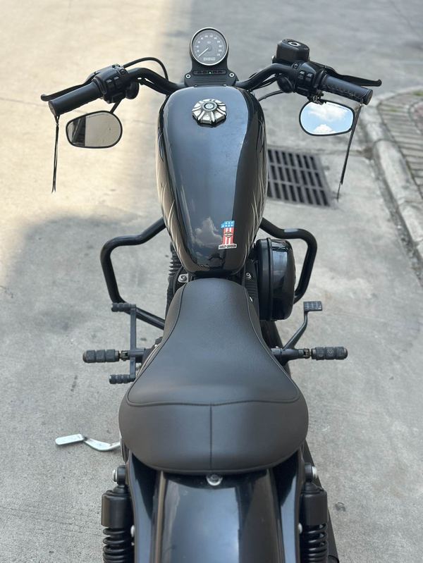 二手哈雷戴维森Iron883 硬汉