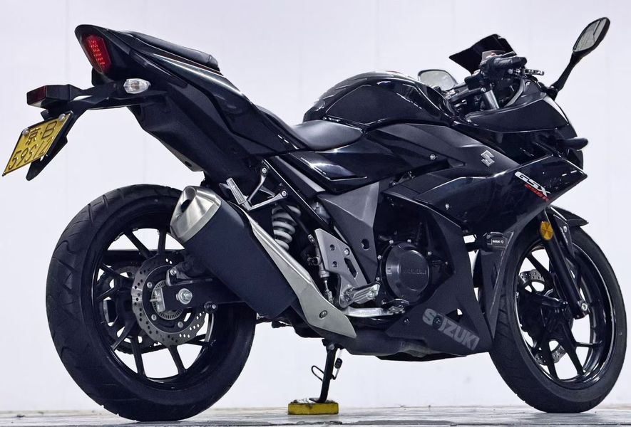 二手豪爵铃木GSX250R