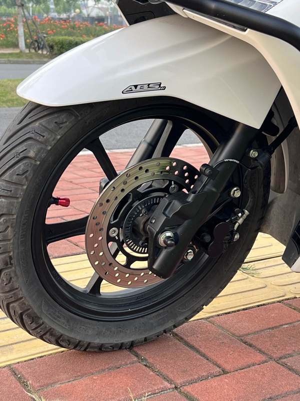 二手豪爵UHR150