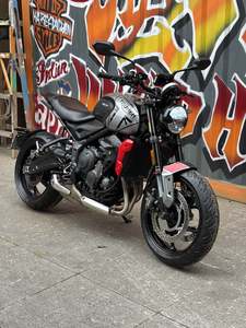 二手凯旋Trident 660