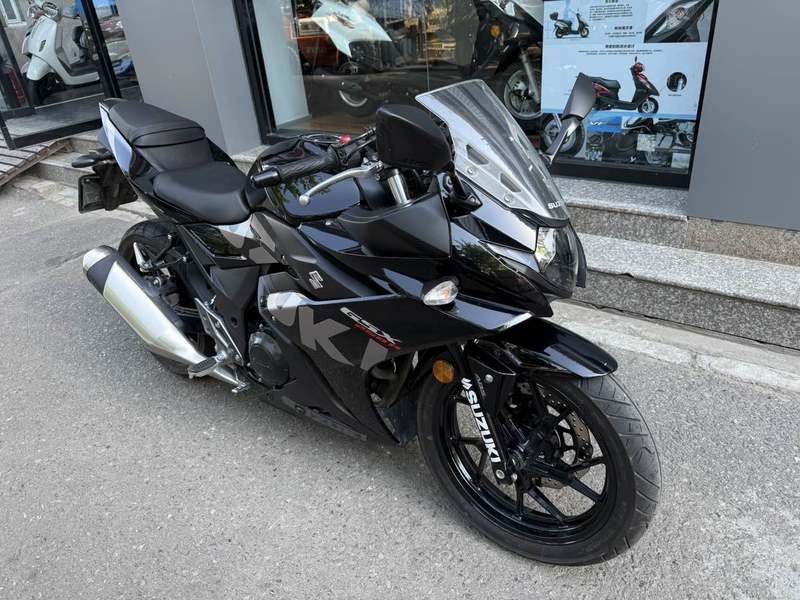 二手豪爵铃木GSX250R