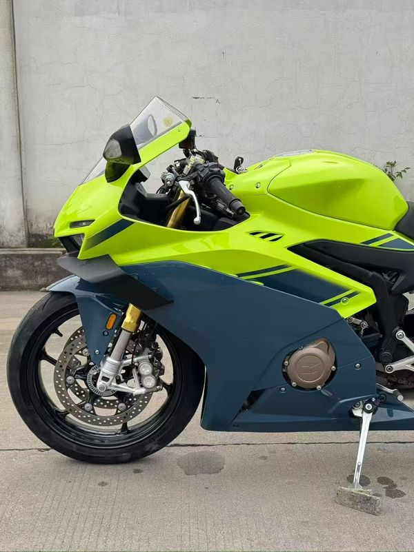 二手张雪机车500RR