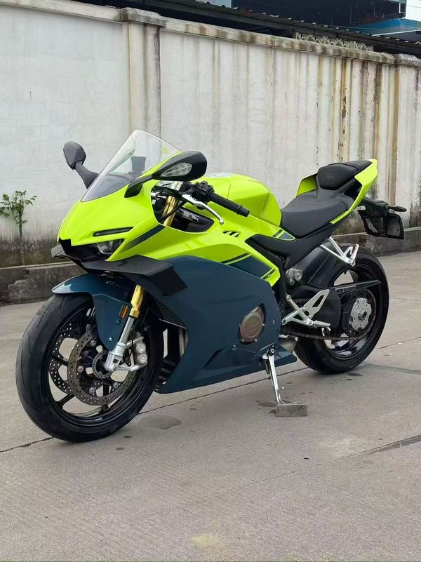 二手张雪机车500RR