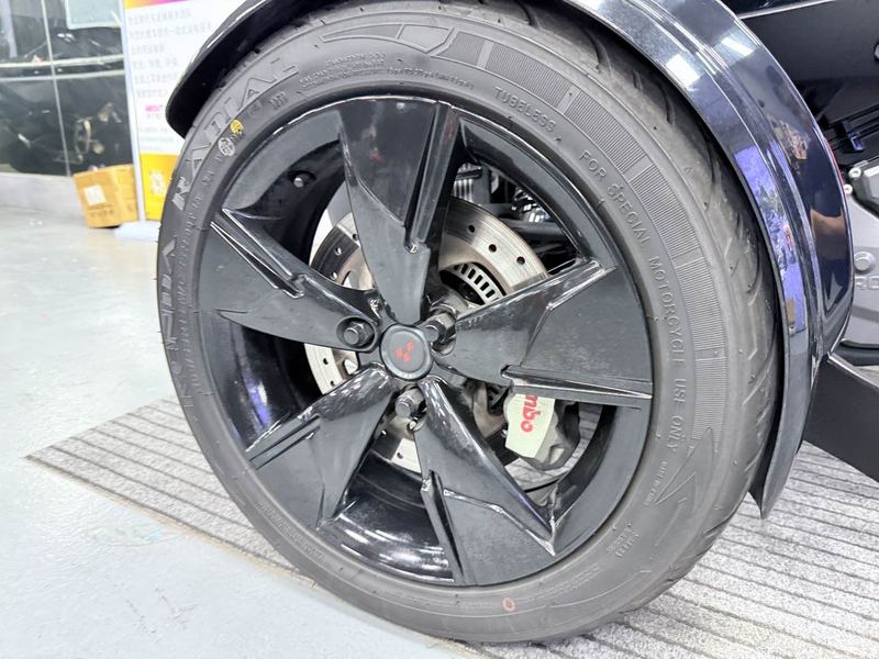 二手庞巴迪Spyder F3 