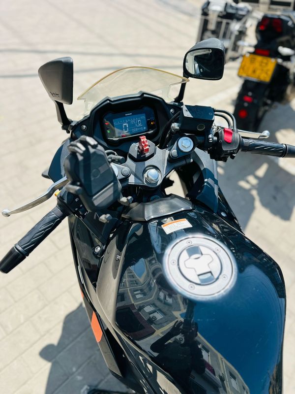 二手豪爵铃木GSX250R