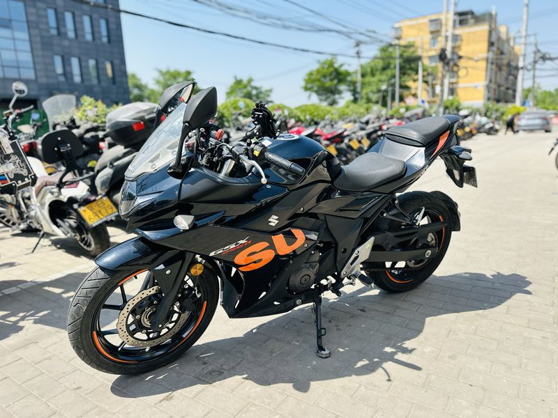 二手豪爵铃木GSX250R