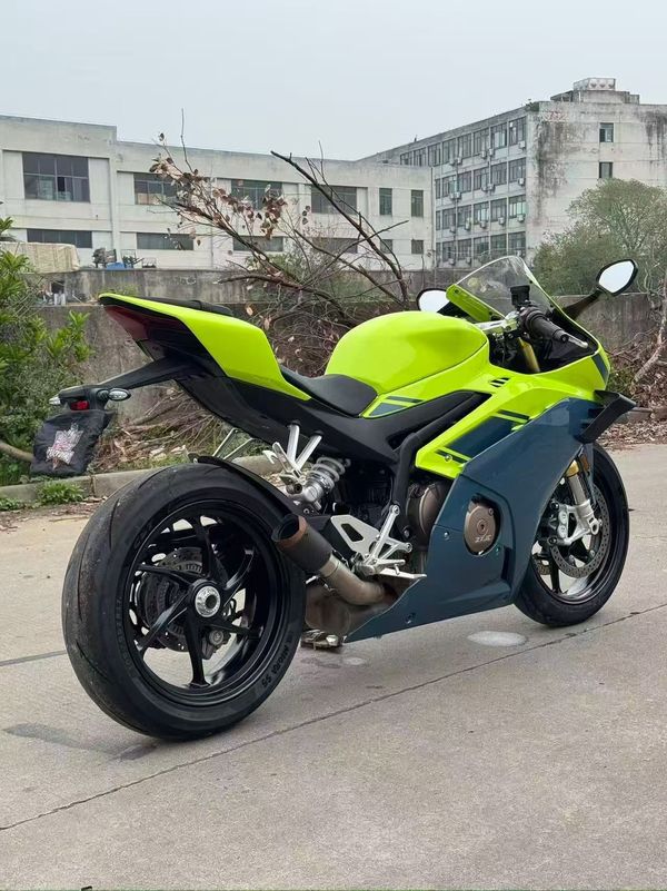 二手张雪机车500RR