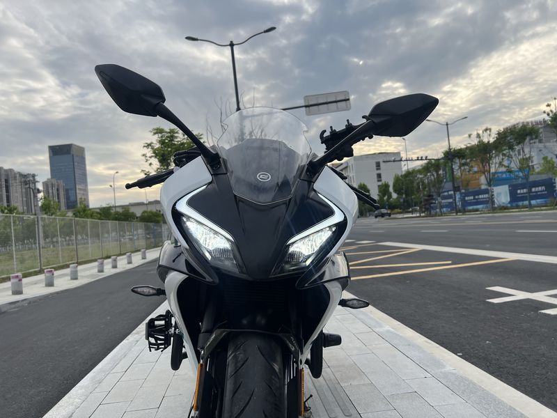 二手春风250SR