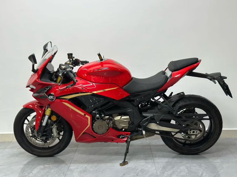 二手QJMOTOR赛600