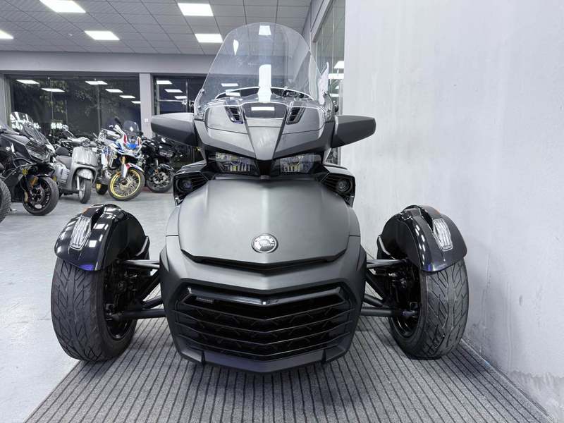 二手庞巴迪Spyder F3 