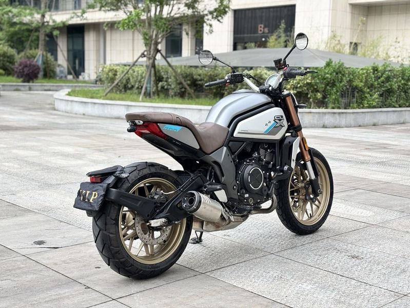 二手春风700CL-X
