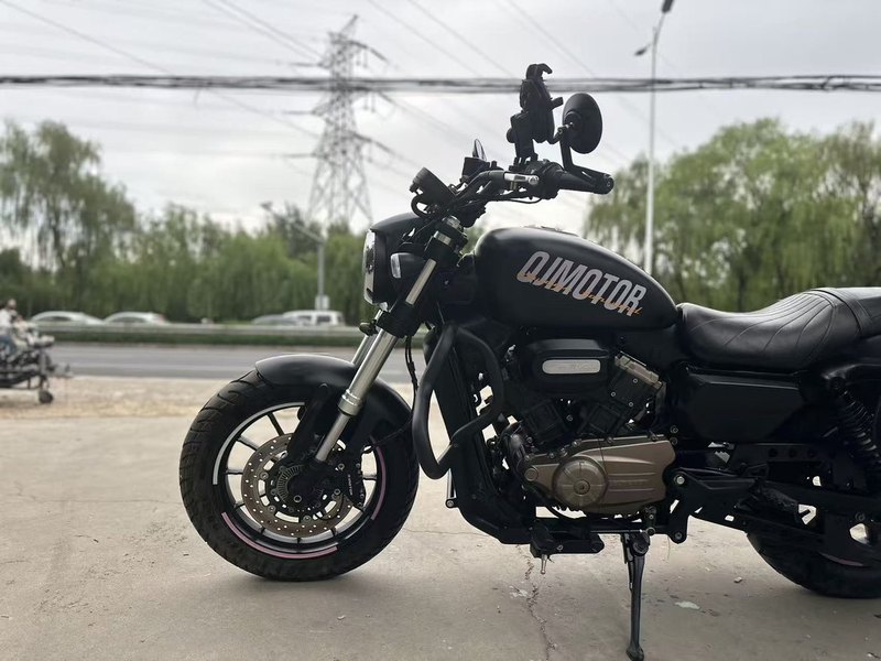 二手QJMOTOR闪300