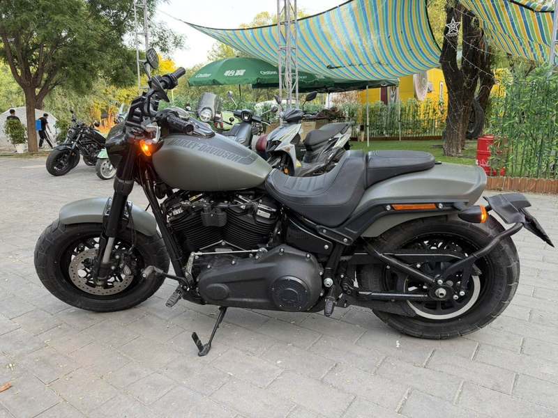 二手哈雷戴维森肥霸 Fat Bob