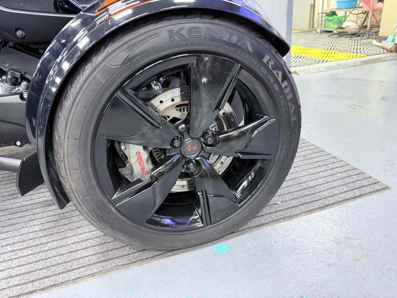 二手庞巴迪Spyder F3 