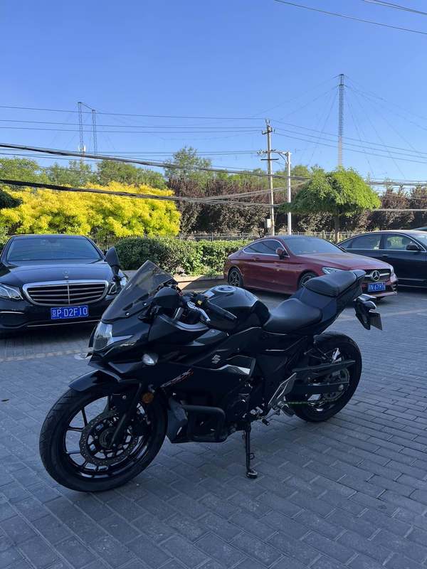 二手豪爵铃木GSX250R