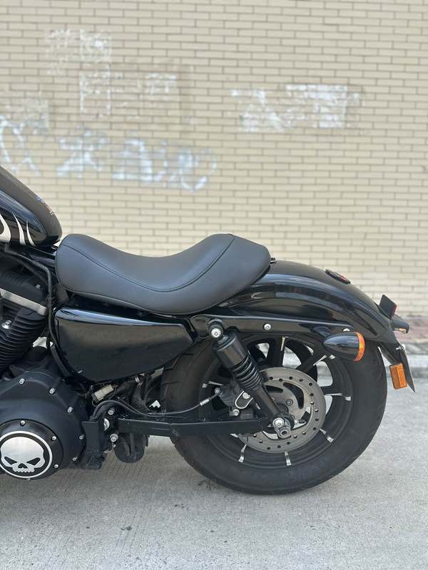 二手哈雷戴维森Iron883 硬汉