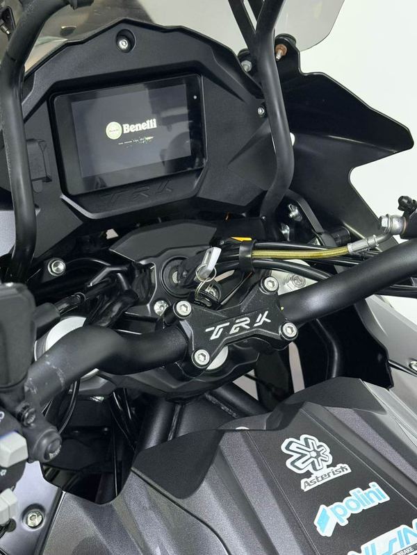 二手贝纳利金鹏 TRK502