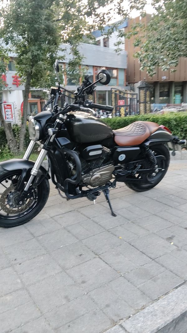 二手QJMOTOR闪300